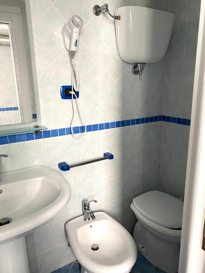 Scala Blu - Immobilevante Ponza Exterior foto