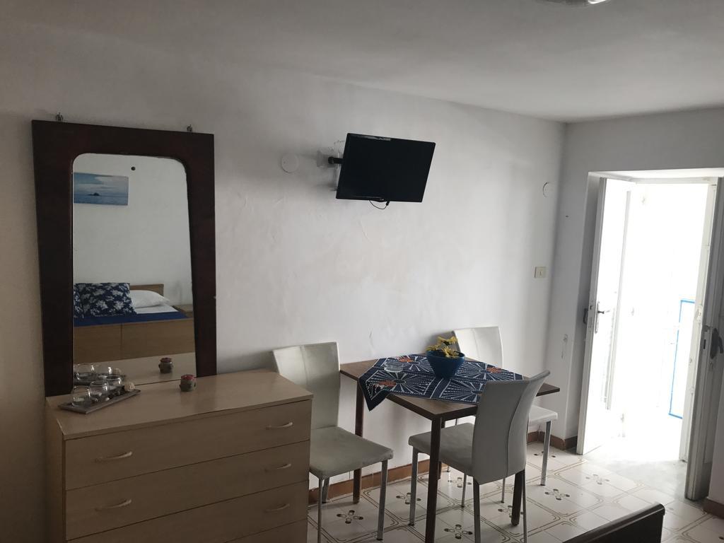 Scala Blu - Immobilevante Ponza Exterior foto